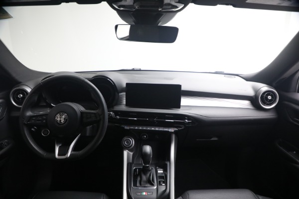 Used 2024 Alfa Romeo Tonale Hybrid Ti for sale $26,900 at Pagani of Greenwich in Greenwich CT 06830 22