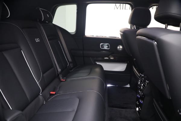 New 2027 Rolls-Royce Black Badge Cullinan for sale $576,350 at Pagani of Greenwich in Greenwich CT 06830 23