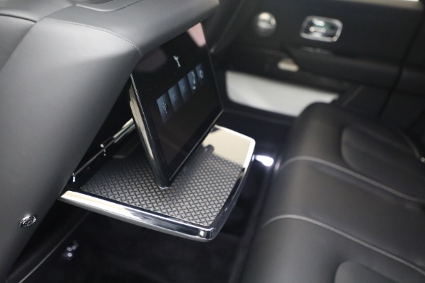 New 2027 Rolls-Royce Black Badge Cullinan for sale $576,350 at Pagani of Greenwich in Greenwich CT 06830 25