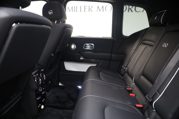 New 2027 Rolls-Royce Black Badge Cullinan for sale $576,350 at Pagani of Greenwich in Greenwich CT 06830 27