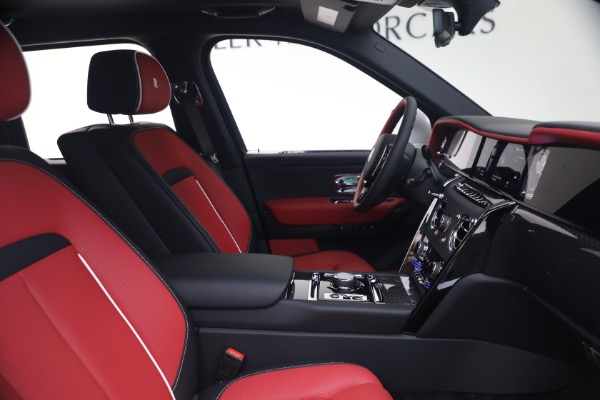 New 2027 Rolls-Royce Black Badge Cullinan for sale $588,050 at Pagani of Greenwich in Greenwich CT 06830 19
