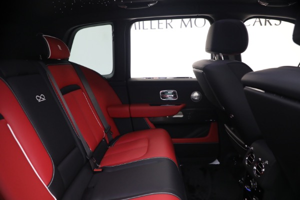 New 2027 Rolls-Royce Black Badge Cullinan for sale $588,050 at Pagani of Greenwich in Greenwich CT 06830 22