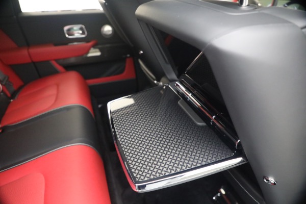 New 2027 Rolls-Royce Black Badge Cullinan for sale $588,050 at Pagani of Greenwich in Greenwich CT 06830 24