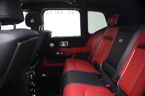 New 2027 Rolls-Royce Black Badge Cullinan for sale $588,050 at Pagani of Greenwich in Greenwich CT 06830 27