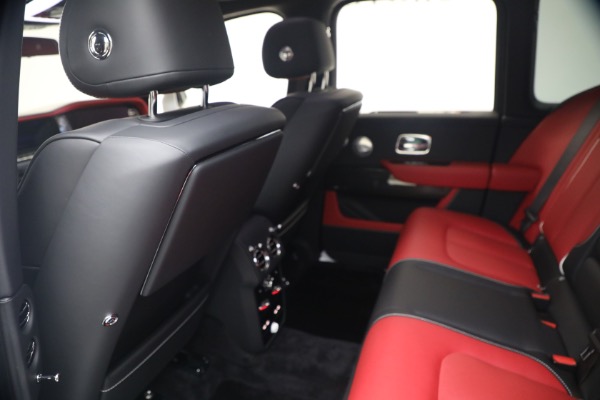 New 2027 Rolls-Royce Black Badge Cullinan for sale $588,050 at Pagani of Greenwich in Greenwich CT 06830 28
