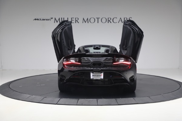 New 2027 McLaren 750S Spider Performance for sale $468,650 at Pagani of Greenwich in Greenwich CT 06830 17