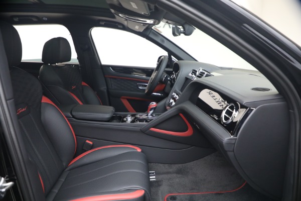 New 2026 Bentley Bentayga Speed V8 for sale $334,815 at Pagani of Greenwich in Greenwich CT 06830 23