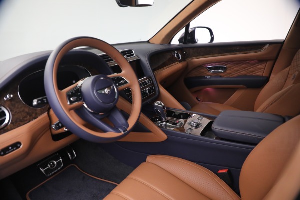 New 2026 Bentley Bentayga Azure V8 for sale $291,615 at Pagani of Greenwich in Greenwich CT 06830 15