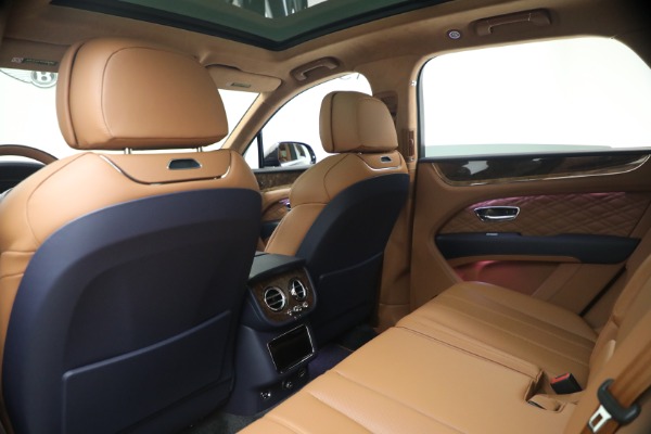 New 2026 Bentley Bentayga Azure V8 for sale $291,615 at Pagani of Greenwich in Greenwich CT 06830 18