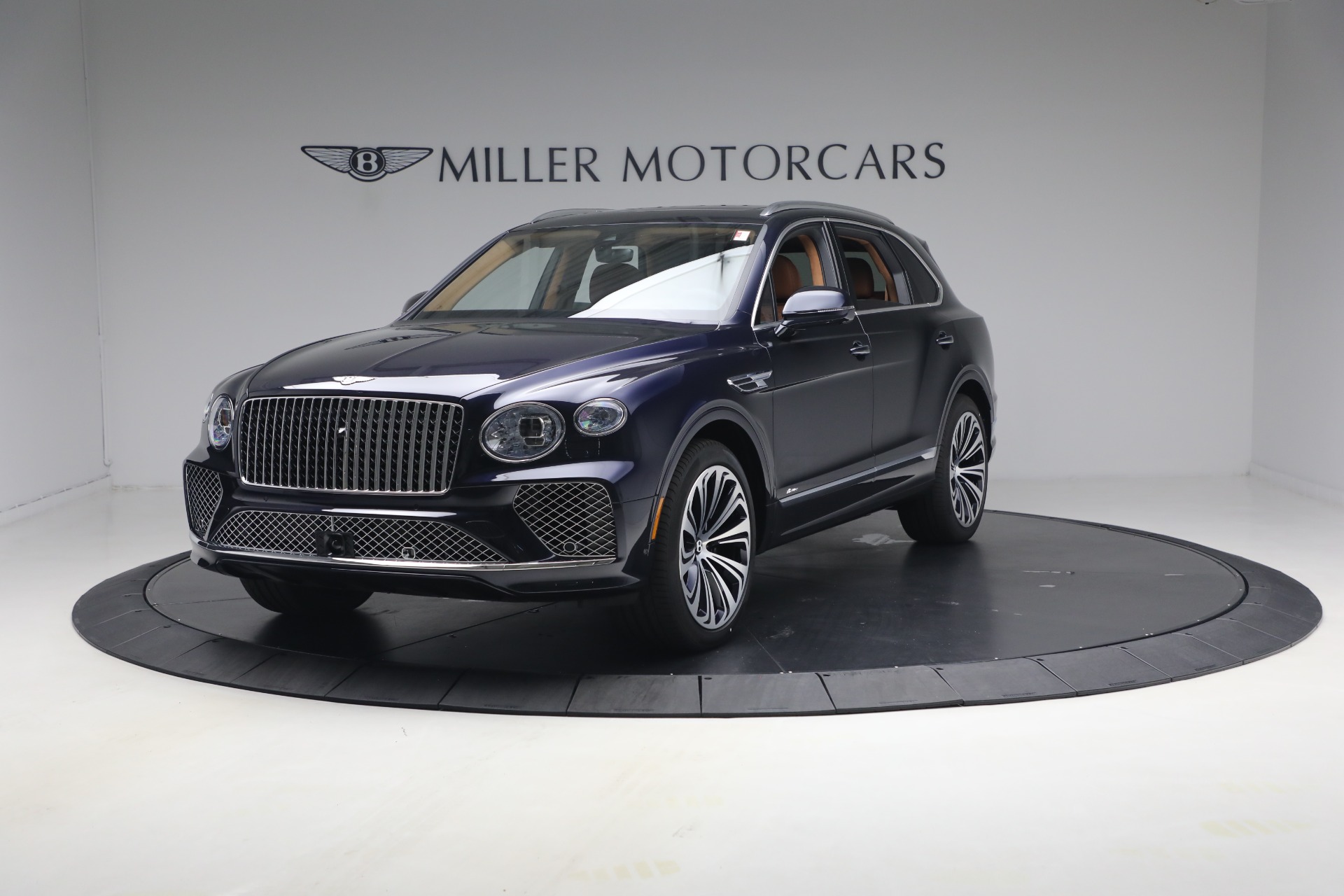 New 2026 Bentley Bentayga Azure V8 for sale $291,615 at Pagani of Greenwich in Greenwich CT 06830 1