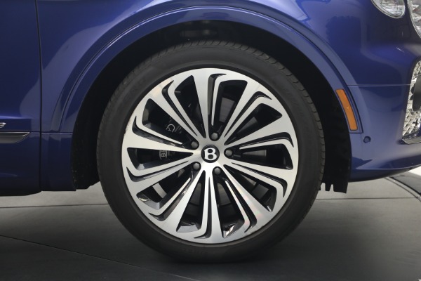 Used 2022 Bentley Bentayga V8 for sale $129,900 at Pagani of Greenwich in Greenwich CT 06830 14