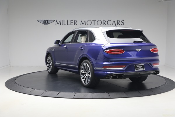 Used 2022 Bentley Bentayga V8 for sale $129,900 at Pagani of Greenwich in Greenwich CT 06830 5