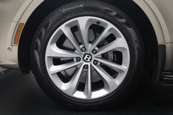 Used 2021 Bentley Bentayga V8 for sale $119,900 at Pagani of Greenwich in Greenwich CT 06830 14