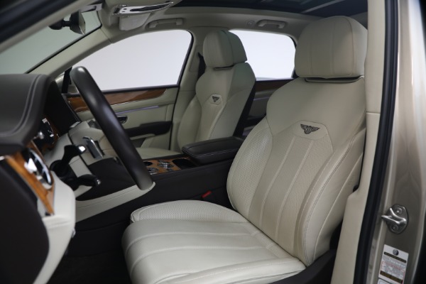 Used 2021 Bentley Bentayga V8 for sale $119,900 at Pagani of Greenwich in Greenwich CT 06830 20