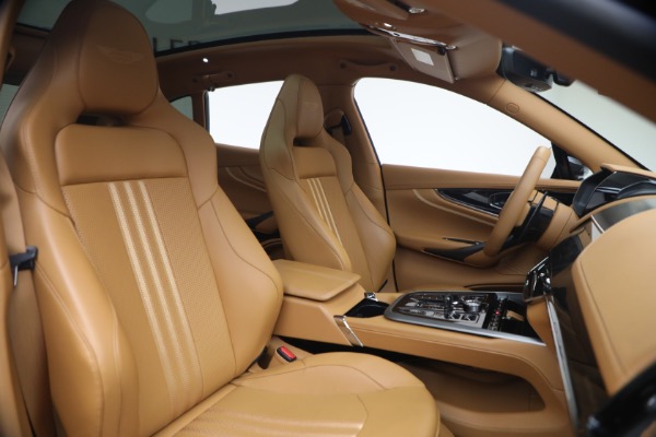 Used 2026 Aston Martin DBX 707 for sale $259,900 at Pagani of Greenwich in Greenwich CT 06830 19