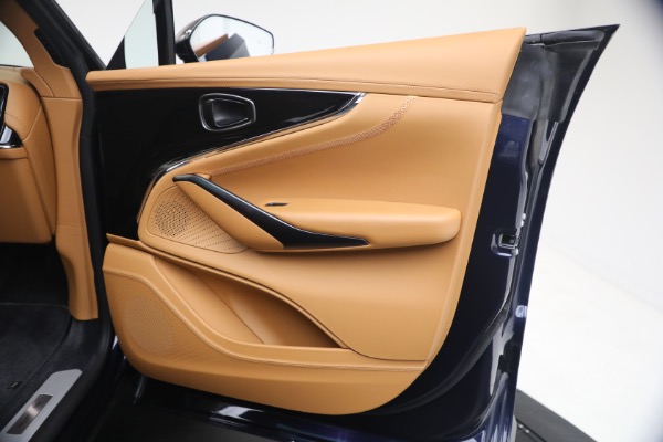 Used 2026 Aston Martin DBX 707 for sale $259,900 at Pagani of Greenwich in Greenwich CT 06830 28