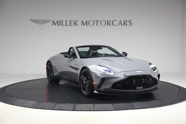 New 2026 Aston Martin Vantage Roadster for sale $263,400 at Pagani of Greenwich in Greenwich CT 06830 11