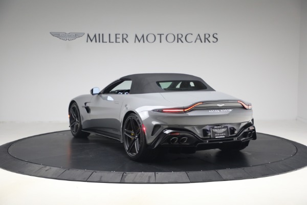 New 2026 Aston Martin Vantage Roadster for sale $263,400 at Pagani of Greenwich in Greenwich CT 06830 17