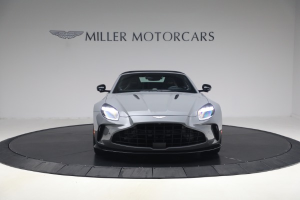 New 2026 Aston Martin Vantage Roadster for sale $263,400 at Pagani of Greenwich in Greenwich CT 06830 24