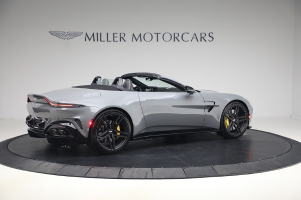 New 2026 Aston Martin Vantage Roadster for sale $263,400 at Pagani of Greenwich in Greenwich CT 06830 8