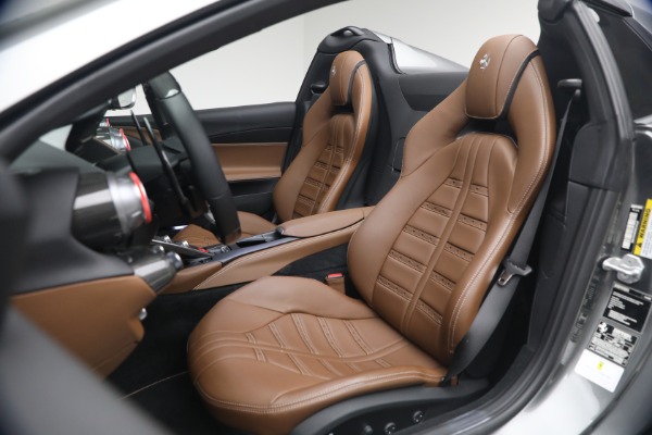 Used 2021 Ferrari 812 GTS for sale $1,039,900 at Pagani of Greenwich in Greenwich CT 06830 15