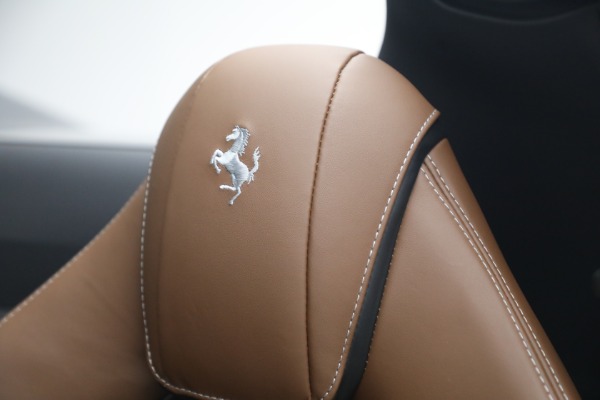 Used 2021 Ferrari 812 GTS for sale $1,039,900 at Pagani of Greenwich in Greenwich CT 06830 23