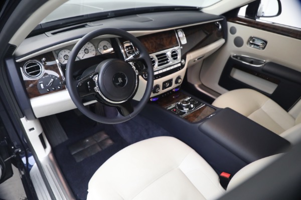 Used 2014 Rolls-Royce Ghost for sale $139,900 at Pagani of Greenwich in Greenwich CT 06830 23