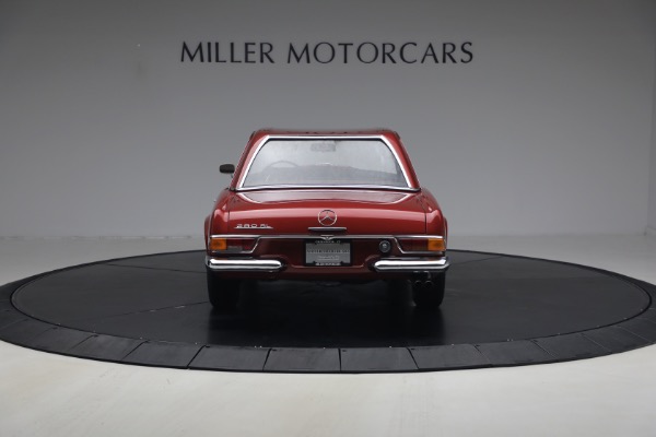 Used 1968 Mercedes-Benz 280SL for sale $229,900 at Pagani of Greenwich in Greenwich CT 06830 17