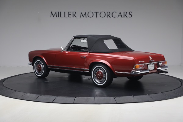 Used 1968 Mercedes-Benz 280SL for sale $229,900 at Pagani of Greenwich in Greenwich CT 06830 25