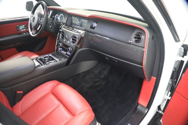 Used 2021 Rolls-Royce Black Badge Cullinan for sale $289,900 at Pagani of Greenwich in Greenwich CT 06830 18