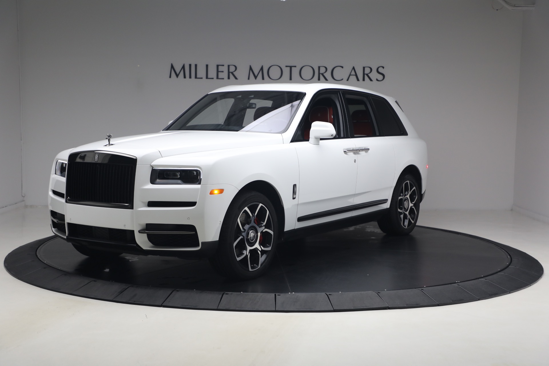 Used 2021 Rolls-Royce Black Badge Cullinan for sale $289,900 at Pagani of Greenwich in Greenwich CT 06830 1