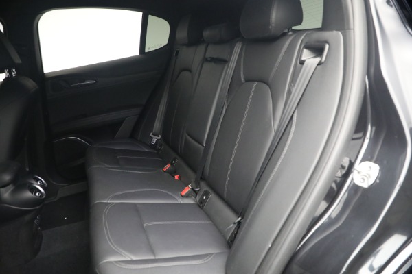 Used 2022 Alfa Romeo Stelvio TI for sale $27,900 at Pagani of Greenwich in Greenwich CT 06830 19