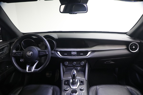 Used 2022 Alfa Romeo Stelvio TI for sale $27,900 at Pagani of Greenwich in Greenwich CT 06830 23