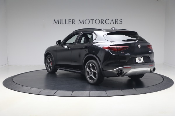 Used 2022 Alfa Romeo Stelvio TI for sale $27,900 at Pagani of Greenwich in Greenwich CT 06830 5