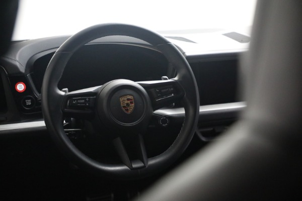 Used 2024 Porsche Cayenne S for sale $79,900 at Pagani of Greenwich in Greenwich CT 06830 24