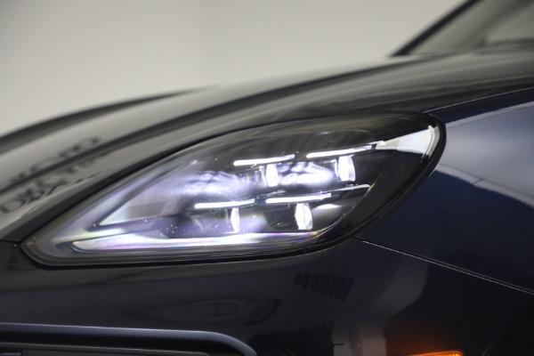 Used 2024 Porsche Cayenne S for sale $79,900 at Pagani of Greenwich in Greenwich CT 06830 25