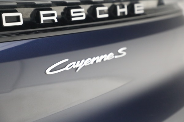 Used 2024 Porsche Cayenne S for sale $79,900 at Pagani of Greenwich in Greenwich CT 06830 27