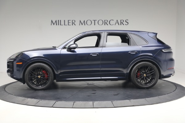 Used 2024 Porsche Cayenne S for sale $79,900 at Pagani of Greenwich in Greenwich CT 06830 3