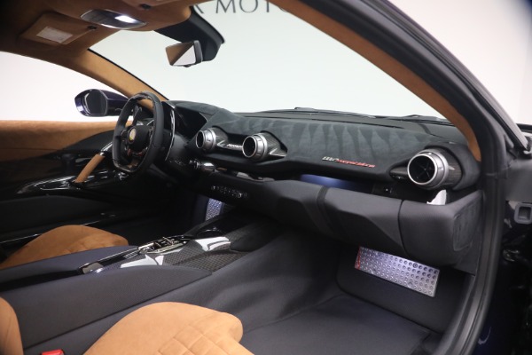 Used 2022 Ferrari 812 Competizione for sale $3,499,000 at Pagani of Greenwich in Greenwich CT 06830 17