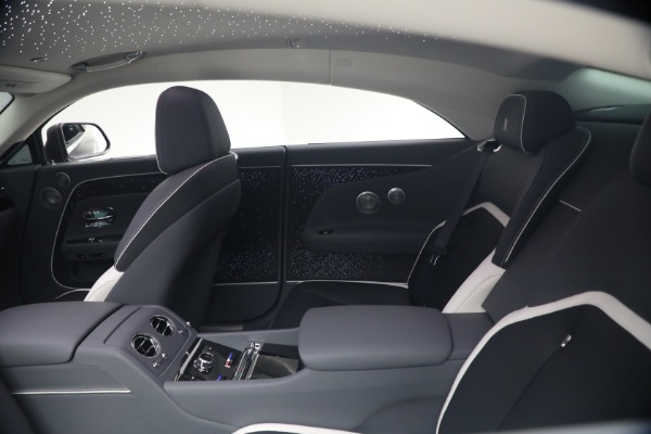 Used 2024 Rolls-Royce Spectre for sale $399,900 at Pagani of Greenwich in Greenwich CT 06830 27