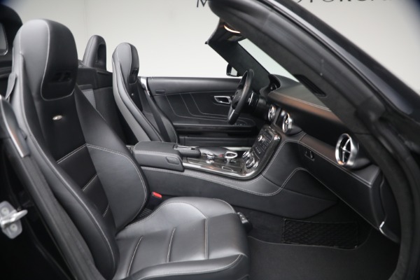 Used 2012 Mercedes-Benz SLS AMG for sale $139,900 at Pagani of Greenwich in Greenwich CT 06830 16