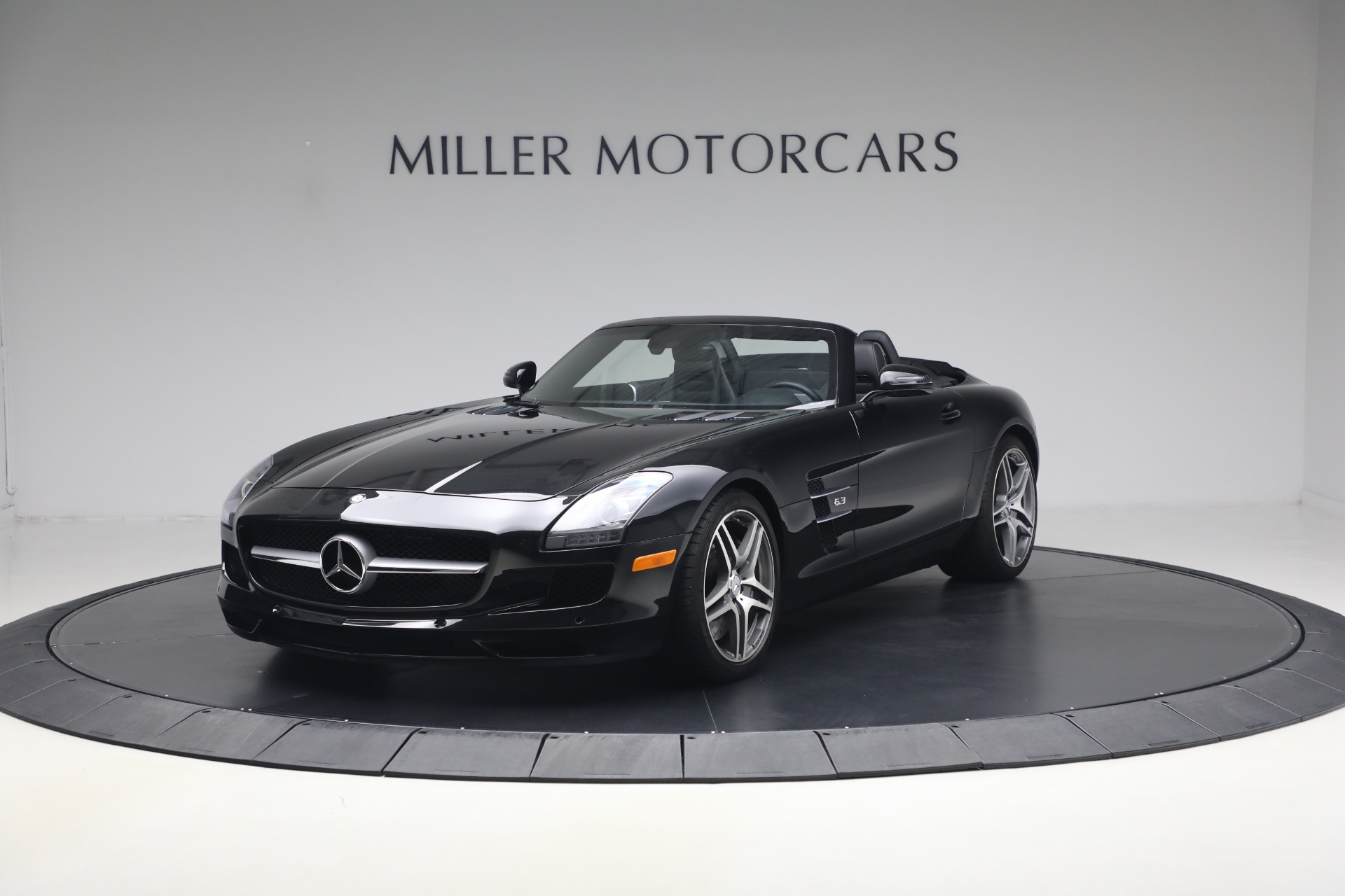 Used 2012 Mercedes-Benz SLS AMG for sale $139,900 at Pagani of Greenwich in Greenwich CT 06830 1