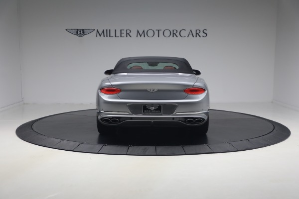 Used 2022 Bentley Continental GTC V8 for sale $219,900 at Pagani of Greenwich in Greenwich CT 06830 19