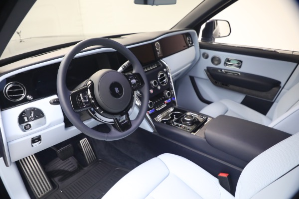 Used 2025 Rolls-Royce Cullinan for sale $419,900 at Pagani of Greenwich in Greenwich CT 06830 15