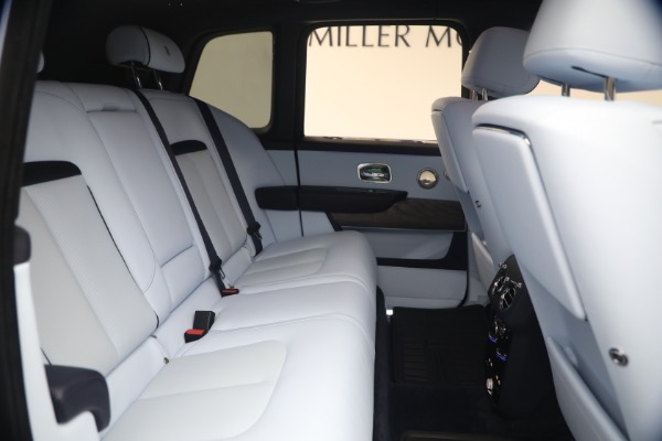 Used 2025 Rolls-Royce Cullinan for sale $419,900 at Pagani of Greenwich in Greenwich CT 06830 25