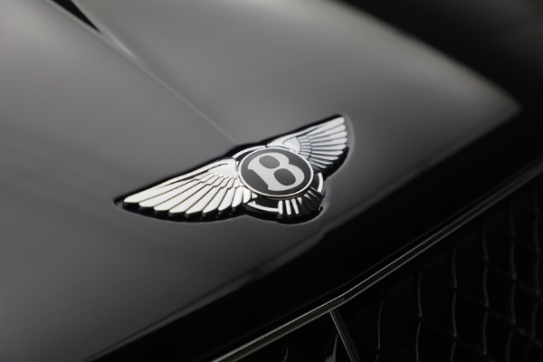 New 2026 Bentley Bentayga V8 for sale $244,330 at Pagani of Greenwich in Greenwich CT 06830 13
