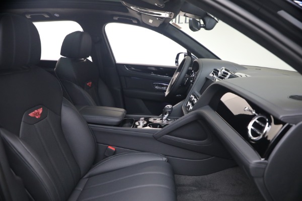 New 2026 Bentley Bentayga V8 for sale $244,330 at Pagani of Greenwich in Greenwich CT 06830 27