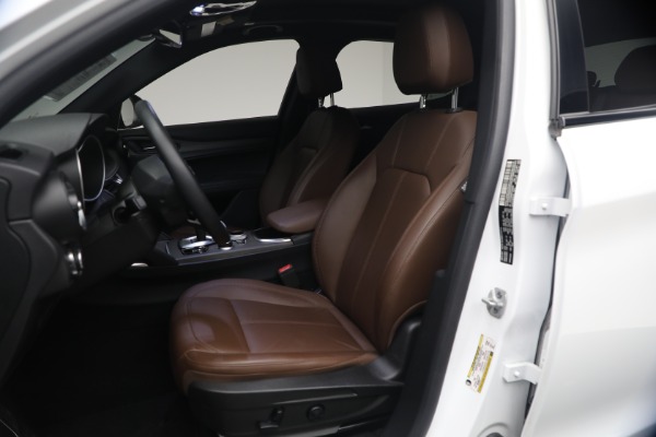 Used 2023 Alfa Romeo Stelvio Ti for sale $32,900 at Pagani of Greenwich in Greenwich CT 06830 14