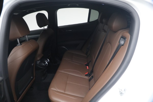 Used 2023 Alfa Romeo Stelvio Ti for sale $32,900 at Pagani of Greenwich in Greenwich CT 06830 15
