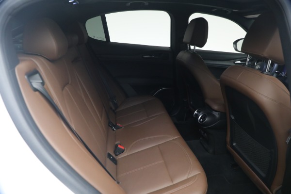 Used 2023 Alfa Romeo Stelvio Ti for sale $32,900 at Pagani of Greenwich in Greenwich CT 06830 18